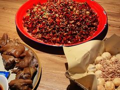 -先启半步颠小酒馆(白麓里店)