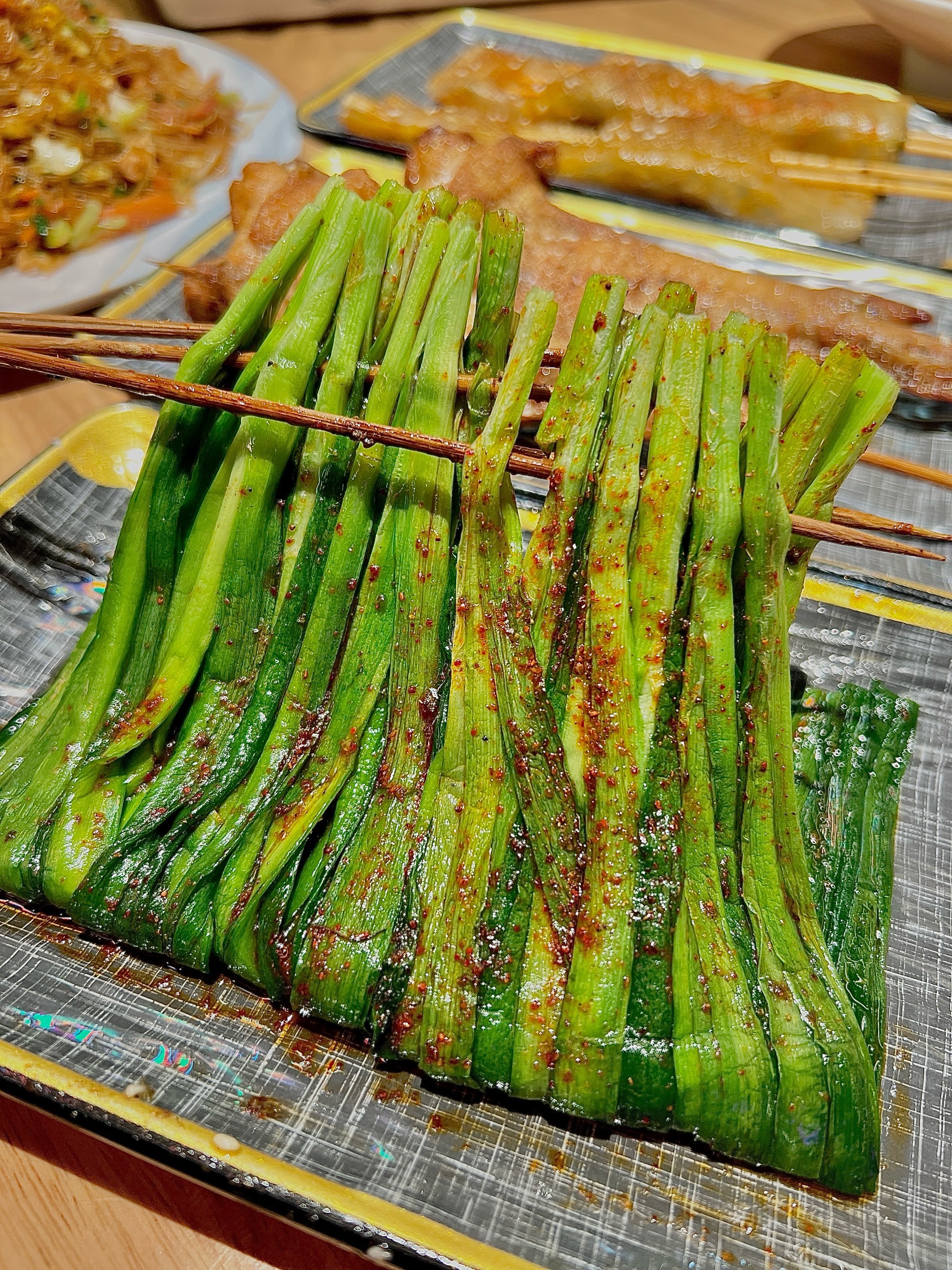 六点坐满…一半香港人!