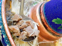 -毛辣果·贵州红酸汤牛肉火锅(西单店)