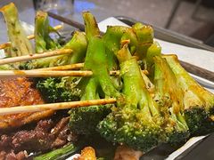 -威记烧嘢·南宁烧烤·超级生牛(绿地店)