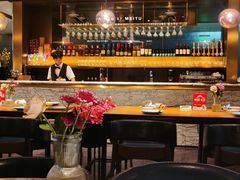-东南里湖景餐厅·新闽菜(浦西万达店)