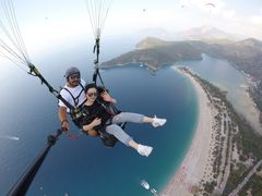 -费特希耶滑翔伞