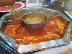 鸳鸯锅底-辣川婆鲜肉自助串串香(三台子店)