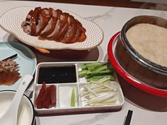 -梅利汴京烤鸭•开封豫菜地标店(东司门店)