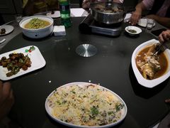 -鸿星花园酒家(银亿家园店)