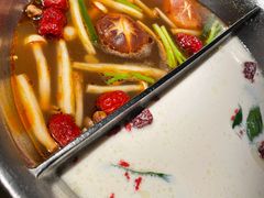 -湊湊火锅·茶憩(新中关购物中心店)