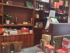 -菌之家·专业纯野生菌火锅·特色炒菌