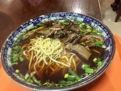 -老新隆牛肉锅贴(新街口店)