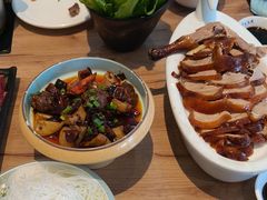 -龙聚德北京烤鸭(沙坪坝华宇A馆店)