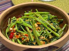 普洱油呛空心菜-呐咪傣园·云南菜(石厦店)