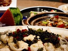 鸭绿江鲜花椒无骨大鲫鱼-又一福烤鸭·北京菜(东四店)