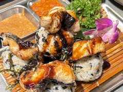 -围炉肉舍丹东海鲜烤肉·烤活鳗(步行街店)
