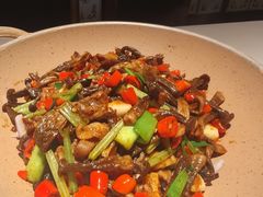 -八府香鸭·啫啫煲(华山路店)