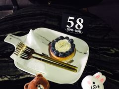 -UNI UNI(环亚凯瑟琳店)