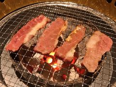 -山川小町·极番烧肉(新地假日广场店)