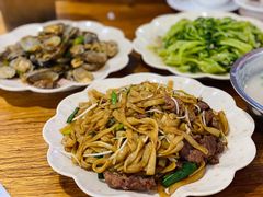 干炒牛河-南记食粥坊·宵夜大排档(莲花总店)