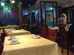 大堂-陈生记黑鱼馆·20年活鱼现杀(宁波鼓楼店)