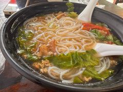 -周记蟹仔粉(侨港风情街店)