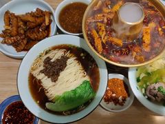-全牛匠·乐山跷脚牛肉(新中关店)