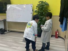 -神奇科学家STEAM科学实验科创赛事机器人编程逻辑思维MadScience(长宁来福士校区)