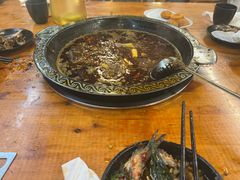 -三道苗苗鱼·美蛙黄辣丁(八里店)