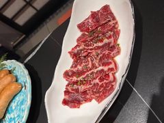 -山川小町·极番烧肉(新地假日广场店)