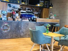 -ZING COFFEE 镜咖啡