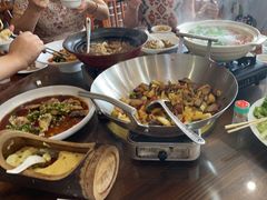 -老唐三下锅 ·张家界地标美食(溪布街店)