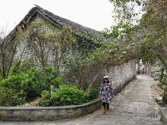 -高荡千年布依古寨旅游景区