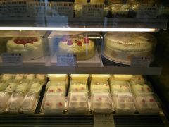 -红宝石·鲜奶小方·海派西点房(金杨店)