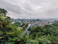 -叠彩山景区