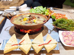 -哈吱喂丽江火塘·牦牛火锅(五一街店)