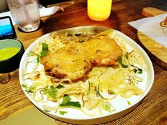 脆皮鸡-Carbon莫卡哆·意大利复古集市餐厅(杭州大厦店)