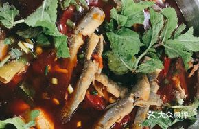 Nine-Hair Mud Carp Stir-Fry
