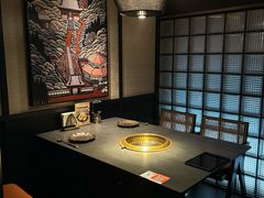 -铭牛烧肉·和牛海鲜自助(高新月牙湖店)