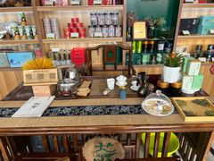 -浙茶集团狮峰·西湖龙井·杭州特产(莫干山路专卖店)
