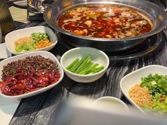 -老船舫·现做活鲜鱼馆(东郊记忆店)