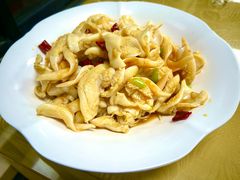 -崴海渔村(虹梅路店)