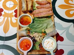 -越弥越南传统美食馆