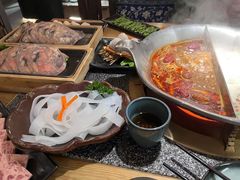-湊湊火锅·茶憩(郑州绿地新都会店)