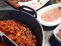 -热火朝天鲜切牛肉火锅(南强街巷店)