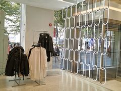 -ZARA(大上海时代广场店)