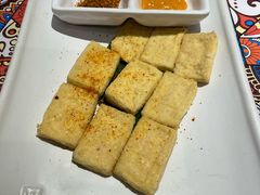 黄金爆浆豆腐-云海肴·汽锅鸡·云南菜(美罗城店)