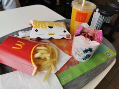 -麦当劳(东方时代广场分店)