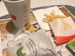 -麦当劳(世贸店)
