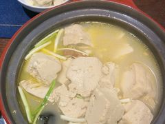 -湖畔鲁菜·二十年老字号餐厅(大明湖店)