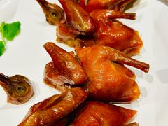 脆皮乳鸽-醉东Oriental House(静安嘉里店)
