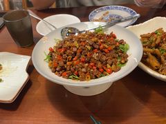 -钟掌勺忘不了地道湘菜(新天地假日广场店)