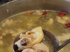 -一席地·本地鸡窝·杭帮鸡火锅(萧山银隆百货店)