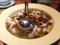 老坛酸菜鲈鱼-沅江水·湖南家宴(南村万博长隆商圈店)